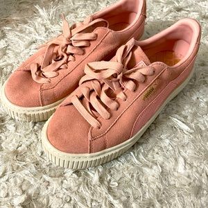 Size 7 Puma pink